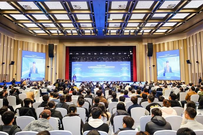 LUN12028-opq4038129212